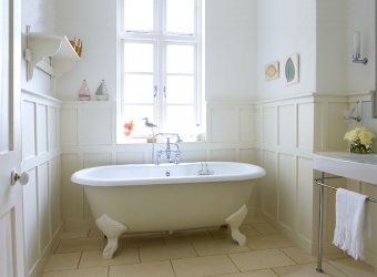интерьер ванной комнаты в классическом стиле фото