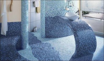 Мозаичная плитка в интерьере ванной комнаты